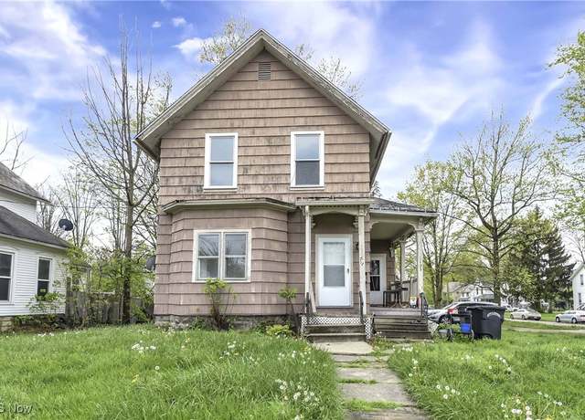 Property at 1103 Middle Ave, Elyria, OH 44035, 5 beds, 2 baths
