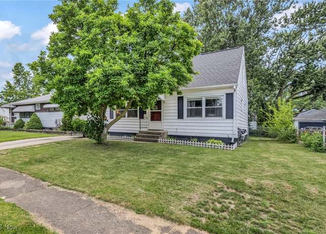 Property at 5244 W 150th St, Brook Park, OH 44142, 4 beds, 1.5 baths
