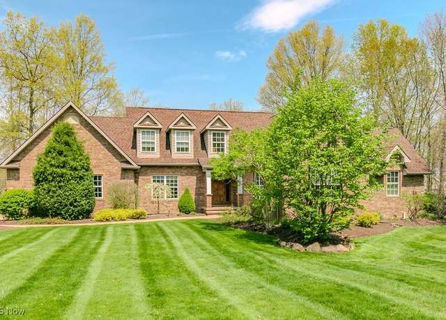 Property at 8075 N Orchard Rd, Concord, OH 44077, 4 beds, 3.5 baths