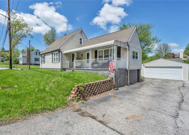 Property at 2669 Graham Rd, Stow, OH 44224, 3 beds, 1 bath