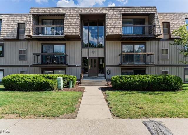 Property at 9611 Sunrise Blvd Unit K2, North Royalton, OH 44133, 2 beds, 1.5 baths