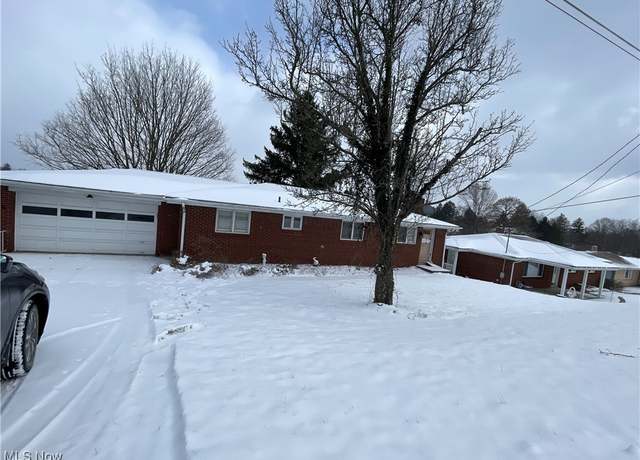 Property at 104 Marion Pl, Steubenville, OH 43953, 3 beds, 2 baths