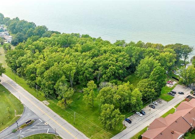 Property at 3337 Lake Rd W, Ashtabula, OH 44004