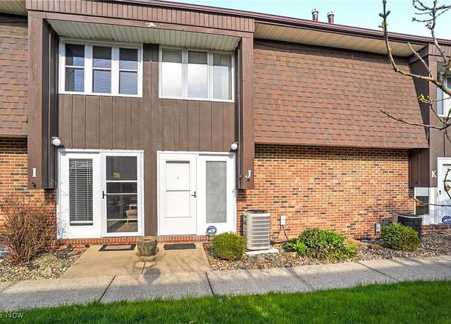 Property at 170 Bryn Mawr St Unit J, Ravenna, OH 44266, 2 beds, 1.5 baths