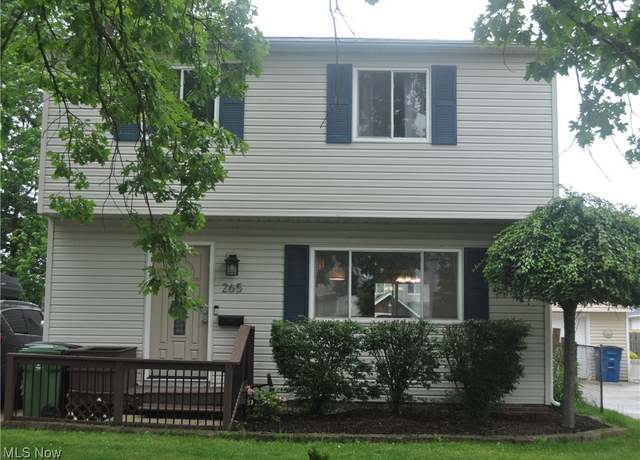 Property at 265 Parkway Dr, Eastlake, OH 44095, 3 beds, 1.5 baths