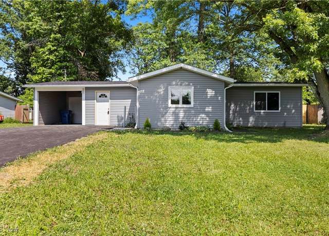 Property at 12569 Harmony Dr, Grafton, OH 44044, 3 beds, 1 bath