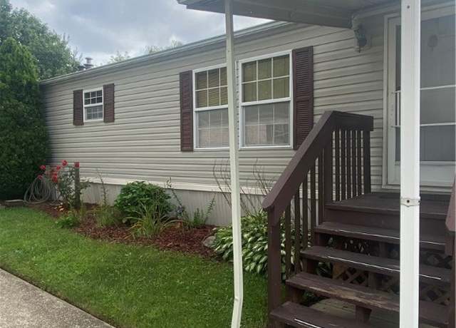 Property at 499 Sandtrap Cir, Painesville, OH 44077, 2 beds, 2 baths