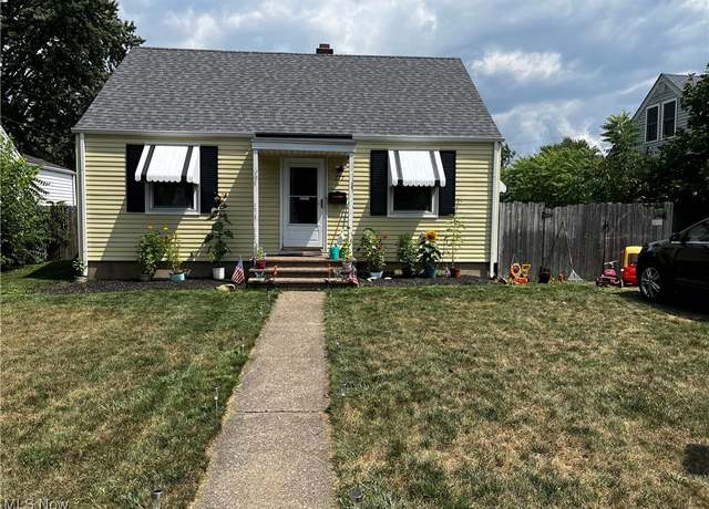 Property at 777 Warwick Dr, Sheffield Lake, OH 44054, 3 beds, 1 bath