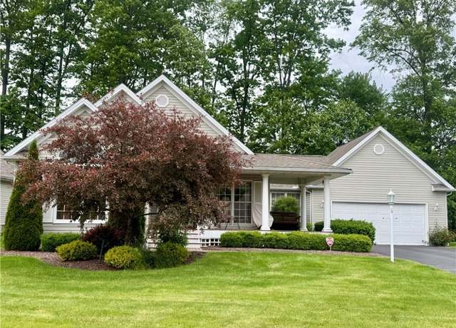 Property at 5228 Nashua Dr, Austintown, OH 44515, 2 beds, 2 baths