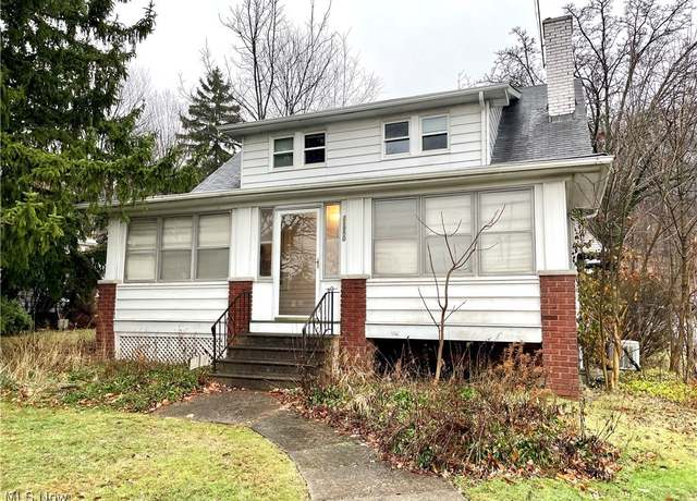 Property at 21950 Euclid Ave, Euclid, OH 44117, 4 beds, 2 baths