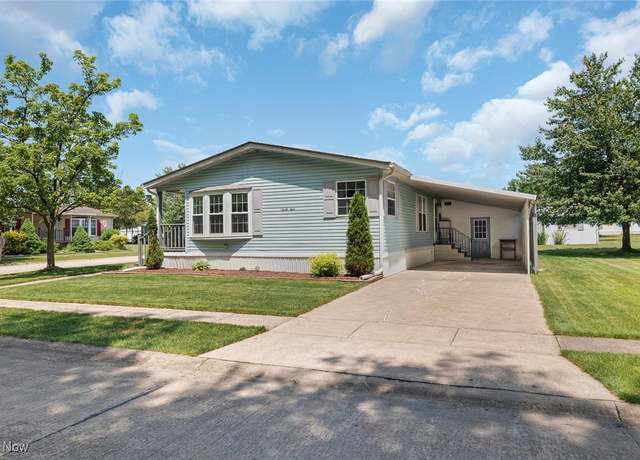 Property at 34 Creekside Trl, OH 44138, 2 beds, 2 baths