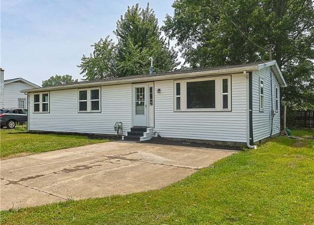 Property at 52 1/2 Fruen St, Norwalk, OH 44857, 3 beds, 2 baths