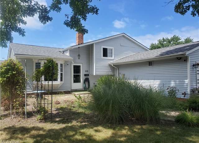 Property at 310 Saint Lawrence Blvd, Eastlake, OH 44095, 3 beds, 2 baths