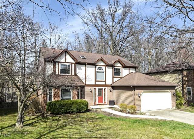 Property at 21242 Jonathan Dr, Strongsville, OH 44149, 4 beds, 2.5 baths