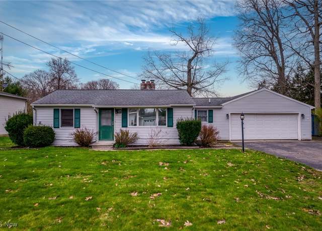 Property at 747 Ferndale Ave, Vermilion, OH 44089, 2 beds, 1.5 baths