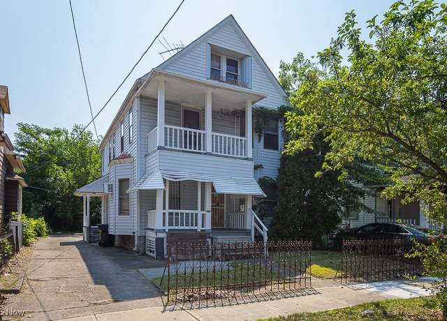 Property at 627 E 126th St, Cleveland, OH 44108, 5 beds, 2 baths