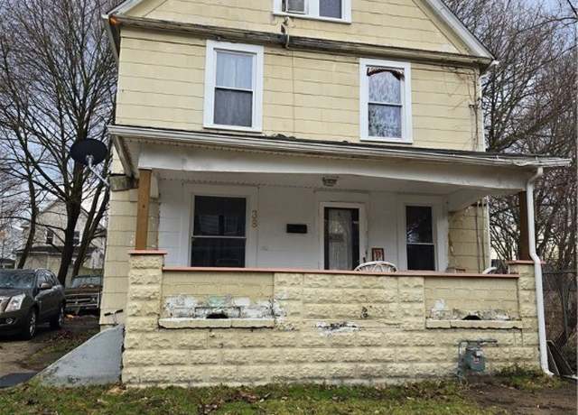 Property at 38 Royal Pl, Akron, OH 44310, 5 beds, 2 baths