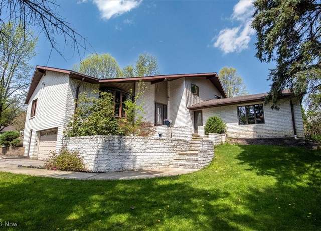 Property at 1006 Stony Hill Rd, Hinckley, OH 44233, 4 beds, 3 baths