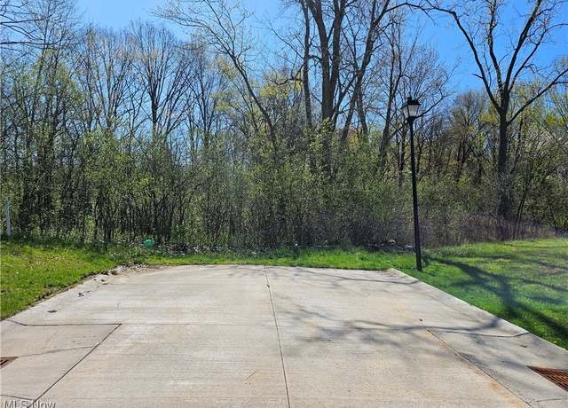 Property at Hubbell Cir, Bedford, OH 44146