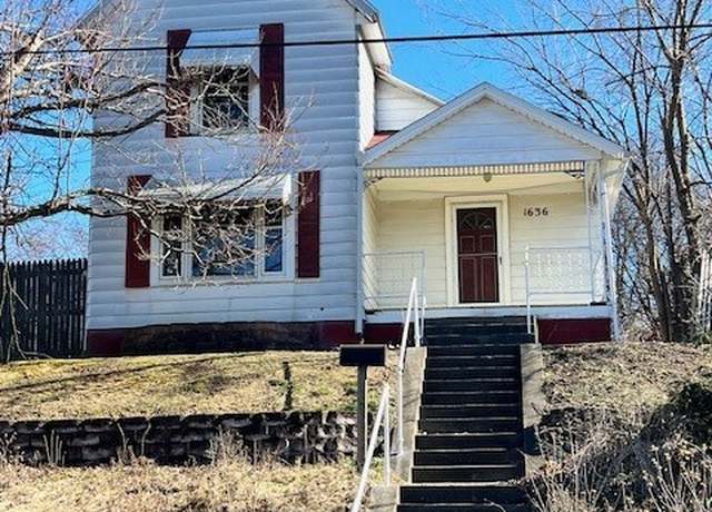 Property at 1636 Gibbs Ave NE, Canton, OH 44705, 3 beds, 1 bath