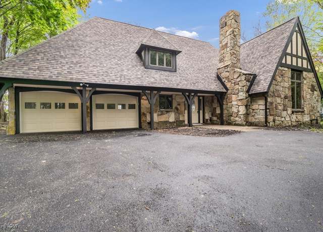 Property at 38038 Ridge Rd, Willoughby, OH 44094, 4 beds, 2.5 baths