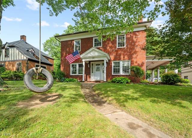 Property at 241 N College St, Newcomerstown, OH 43832, 4 beds, 1.5 baths