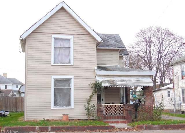 Property at 421 S 7th St, Coshocton, OH 43812, 3 beds, 1.5 baths