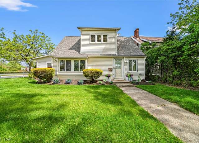 Property at 18015 Canterbury Rd, Cleveland, OH 44119, 5 beds, 3 baths