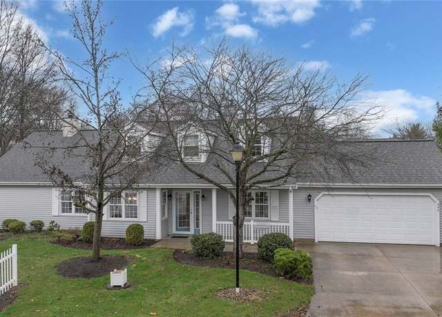Property at 390 Vista Ln, Aurora, OH 44202, 3 beds, 3 baths