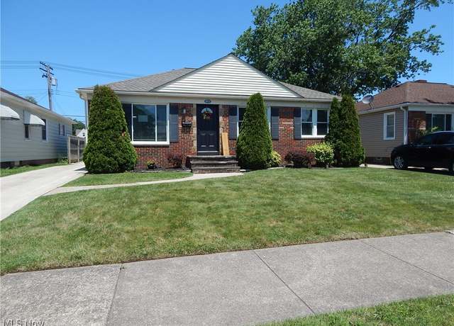 Property at 6012 Sunderland Dr, Parma, OH 44129, 3 beds, 1 bath