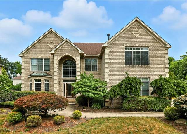 Property at 31000 Logan Ct, Westlake, OH 44145, 4 beds, 4.5 baths