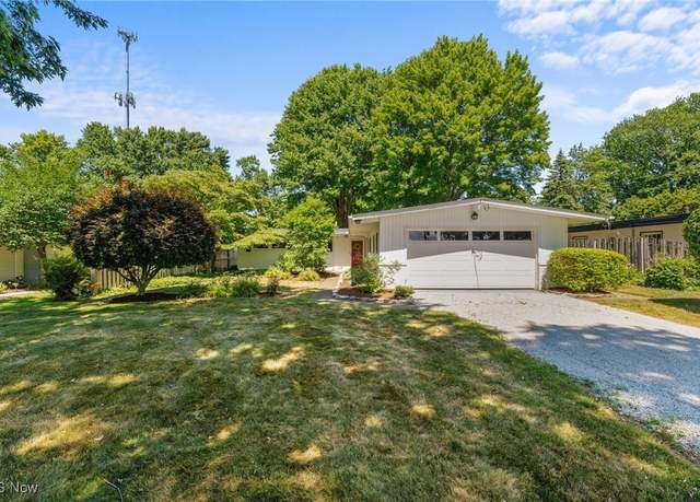 Property at 53 Wellesly Blvd, OH 44077, 3 beds, 1.5 baths