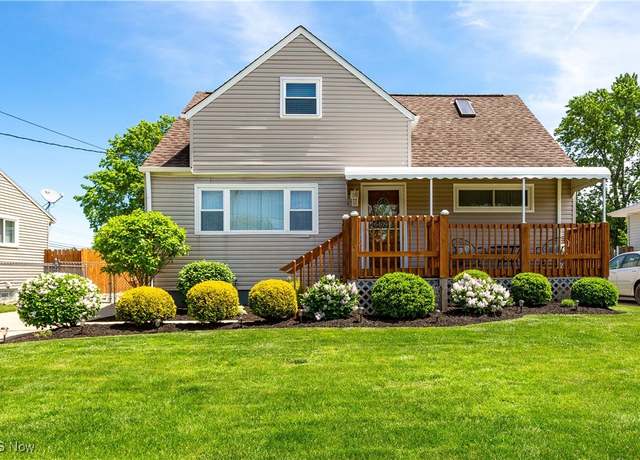 Property at 6409 Hio Dr, Brook Park, OH 44142, 3 beds, 2 baths