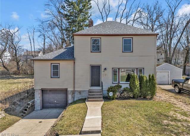 Property at 1231 Orlando Ave, Akron, OH 44320, 4 beds, 1.5 baths