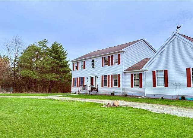 Property at 11545 County Line Rd, Chesterland, OH 44026, 5 beds, 2.5 baths