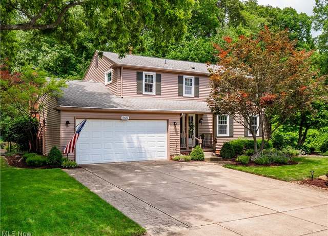 Property at 19682 Wendy Dr, Berea, OH 44017, 4 beds, 2.5 baths
