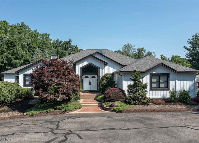 Property at 1655 Forest Dr, Medina, OH 44256, 4 beds, 3.5 baths