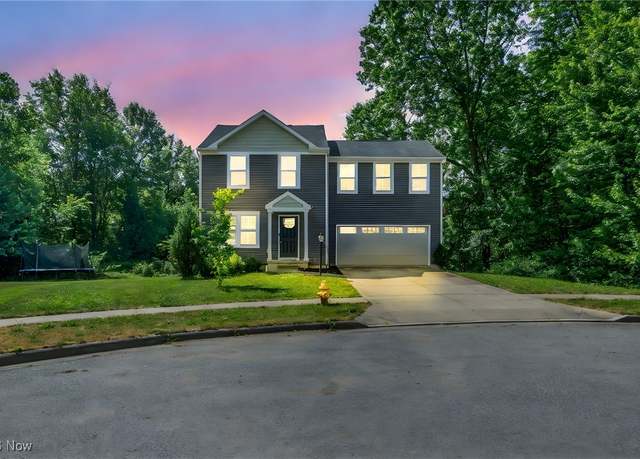 Property at 301 Karson Dr, Akron, OH 44312, 4 beds, 2.5 baths