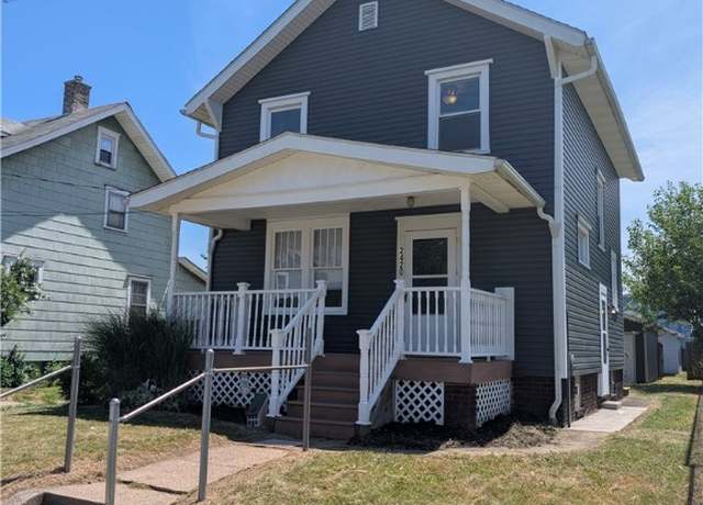 Property at 2420 Clyde Pl SW, Canton, OH 44710, 3 beds, 1.5 baths