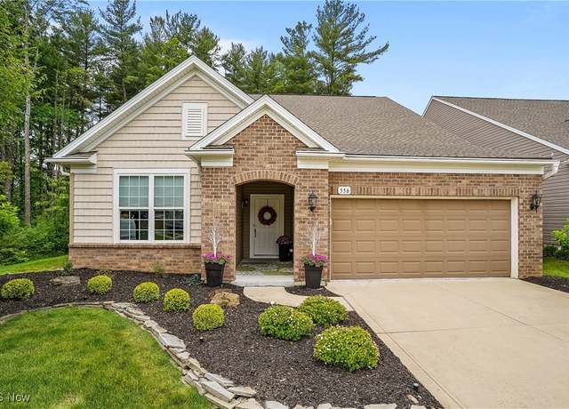 Property at 556 Heritage Woods Dr, Akron, OH 44321, 3 beds, 3 baths