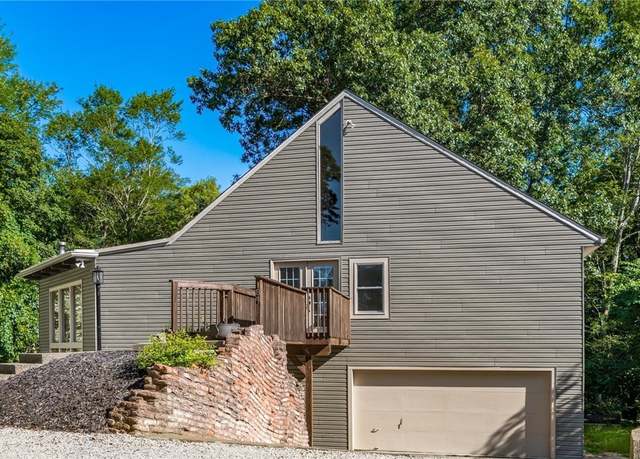 Property at 184 Lowery Ln, New Concord, OH 43762, 3 beds, 2.5 baths