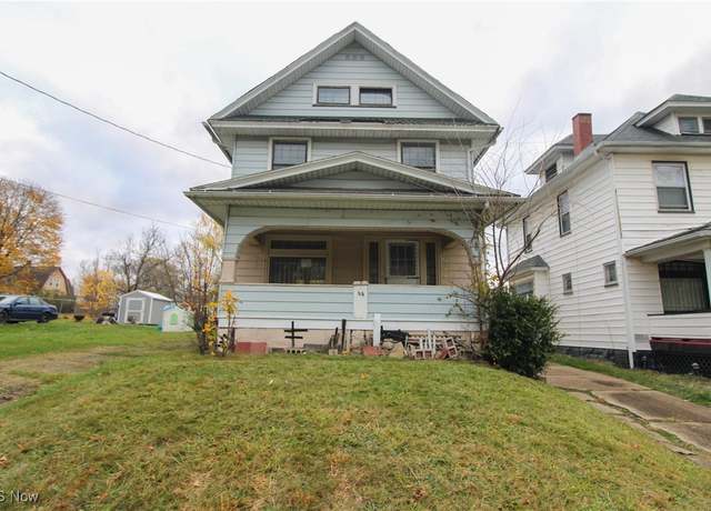 Property at 64 E Earle Ave, Youngstown, OH 44507, 4 beds, 1.5 baths