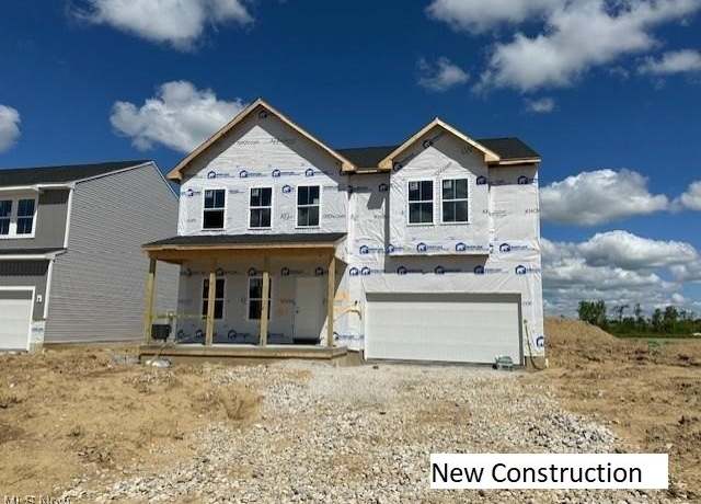 Property at 2981 Mcintosh Dr NE, Louisville, OH 44641, 5 beds, 3 baths