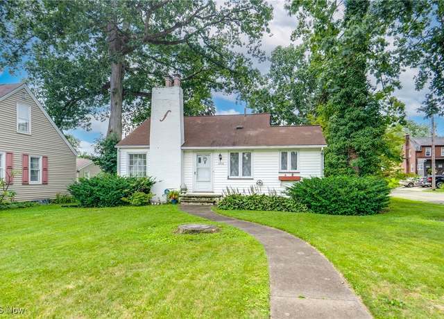 Property at 3736 10th St SW, Canton, OH 44710, 3 beds, 2 baths