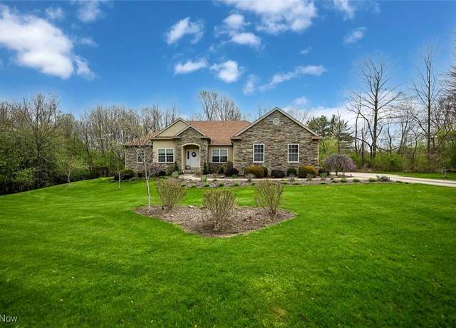 Property at 93 N Hametown Rd, Bath, OH 44333, 3 beds, 2 baths