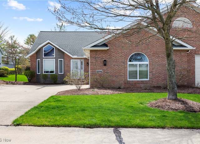 Property at 3594 Greenview Dr, Medina, OH 44256, 3 beds, 3 baths