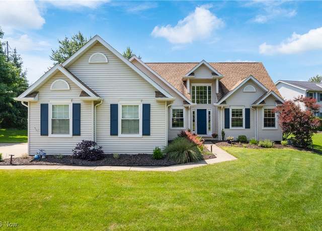 Property at 188 W Sturbridge Dr, Medina, OH 44256, 3 beds, 2.5 baths