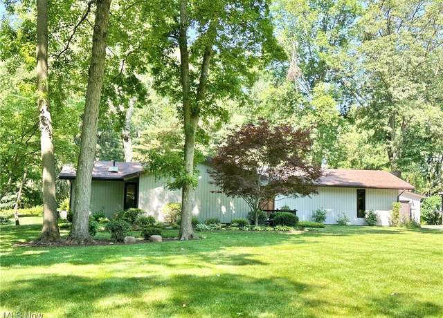 Property at 655 Atwood Dr, Tallmadge, OH 44278, 3 beds, 3 baths