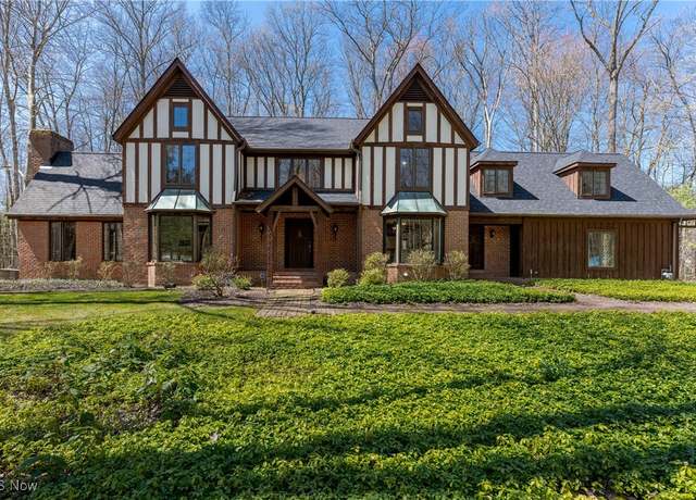 Property at 16500 Heatherwood Ln, Chagrin Falls, OH 44023, 4 beds, 4 baths