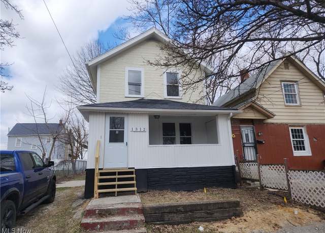 Property at 1312 Curtis St, Akron, OH 44301, 2 beds, 1 bath